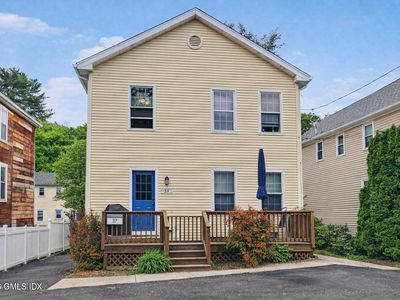 37 Prospect St