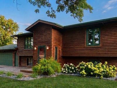 24 Bluffview Ct