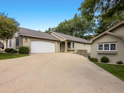 1052 Hemingway Ln