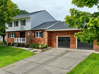 322 Nelson Ave