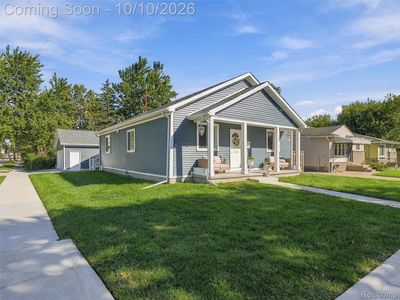1109 E Pearl Ave