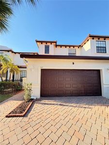 7317 Bristol CIR