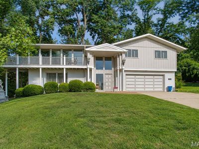 590 Watch Hill Rd