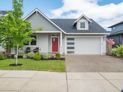 1531 SE Barberry Ave