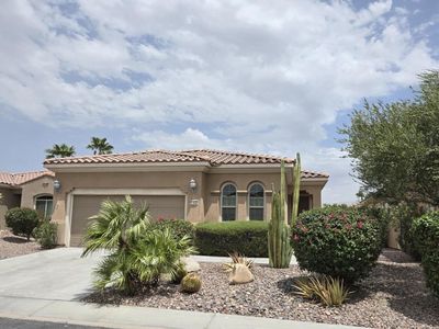 81620 Avenida Alturas