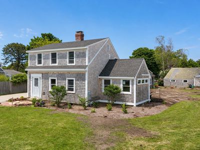 33 Pleasant Street