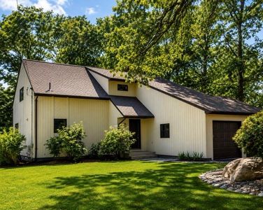 6 Acacia Ct