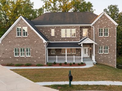 372 Foxboro Dr