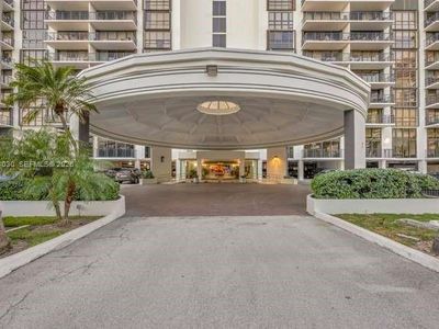 1450 Brickell Bay Dr APT 511