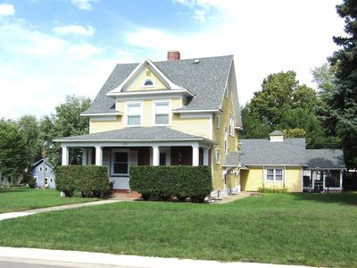 223 E Schlieman Ave