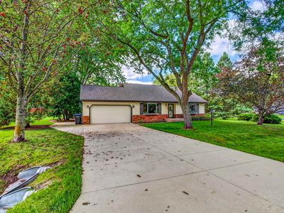 6229 Harvest Ln