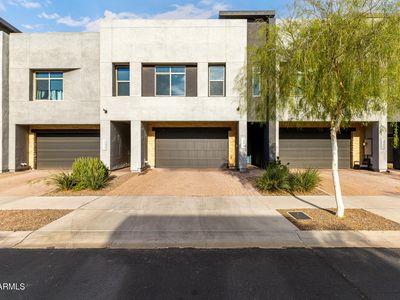 1970 W Desert Hollow Dr