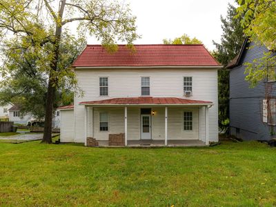 817 Grayson Ave