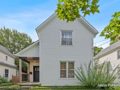 104 Sweet St NE