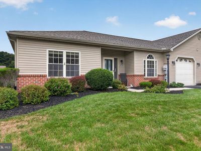 Property at 162 Leonard Ln, Harrisburg, PA