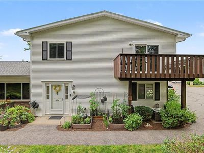 494 Round Hill Ct #494