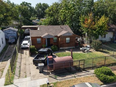 2536 Jennings Ave