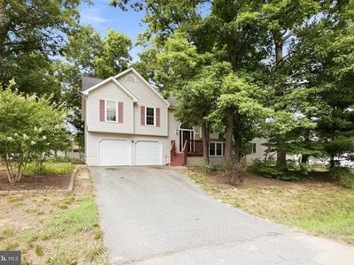 10608 Crestwood Dr