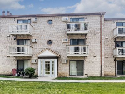 454 E Spruce Dr APT 2B