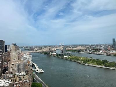 870 United Nations Plz #3738C