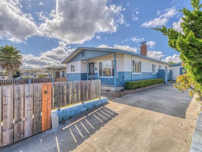 1212 Palm Ave