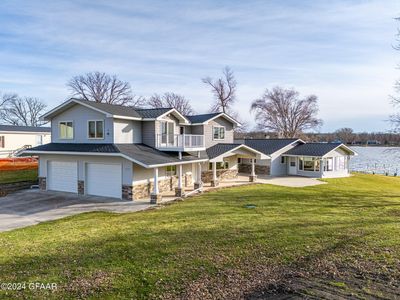 13233 Elmhurst Ln SE