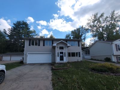 201 E Caulder Cir