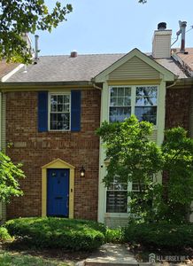 88 Richmond St