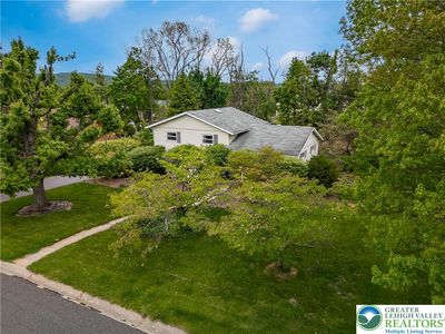 Property at 5131 Fairlawn Rd, Center Valley, PA