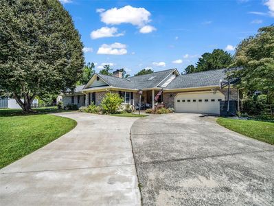 2365 Rosemont Ct