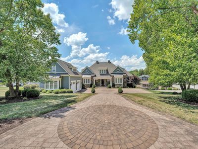 332 Saddleridge Dr