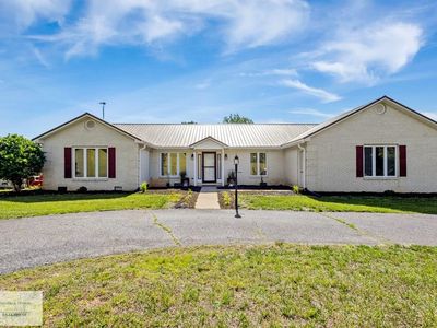 4220 Mountain Valley Rd