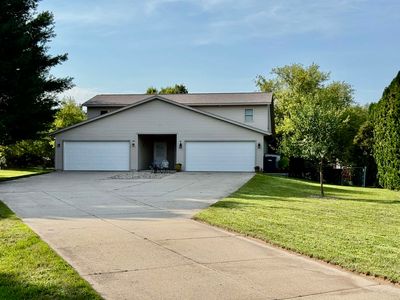 411 David Cir