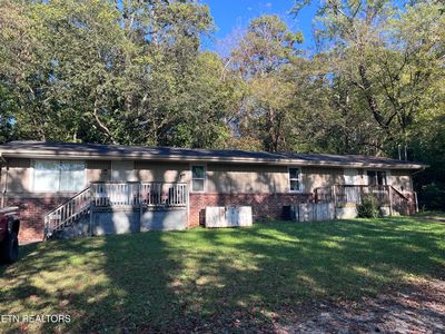 930 James Rd