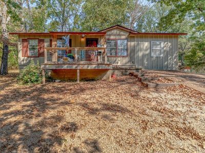 15 Pequot Dr