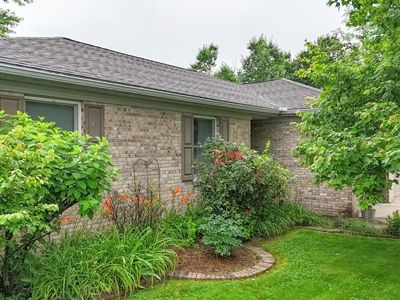 7020 Dove Ct