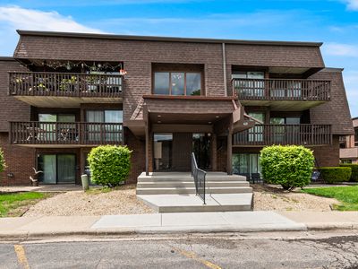 1620 Richmond Cir Unit 106