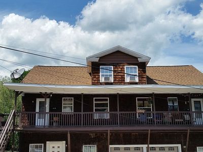 23 W Spruce St