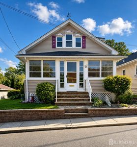 324 Welsh St