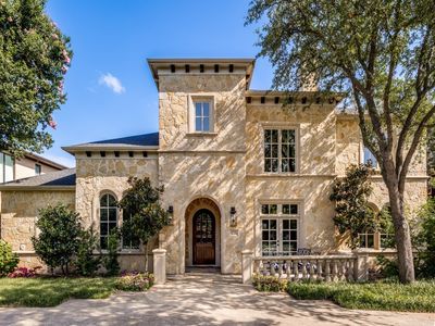 6322 Orchid Ln