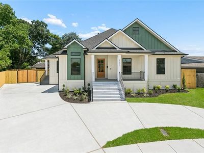 5621 Rosalie Ct