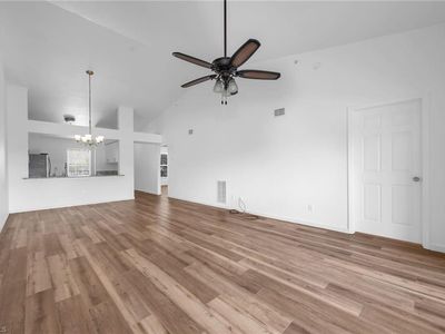 3250 Cypress Glen WAY #423