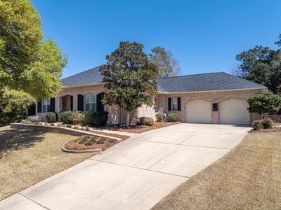 408 Chimney Rock Cir