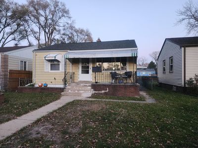 7613 Linden Ave