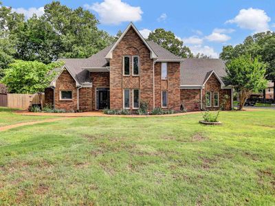1039 Autumn Oaks Cres