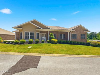 2119 Zion Dr