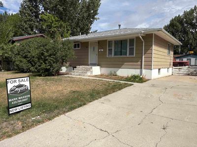817 Yvonne Dr
