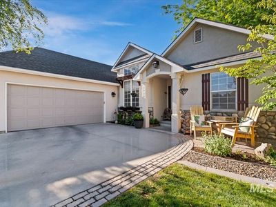 7519 Edgebrook Dr