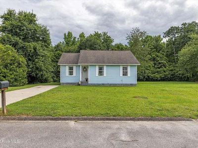 141 Zenith Dr