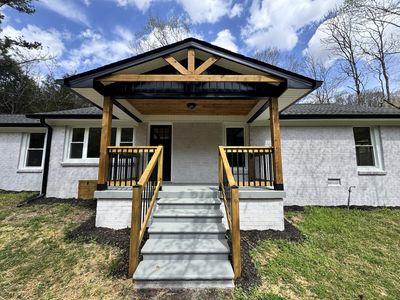 220 Friendship Hollow Rd S